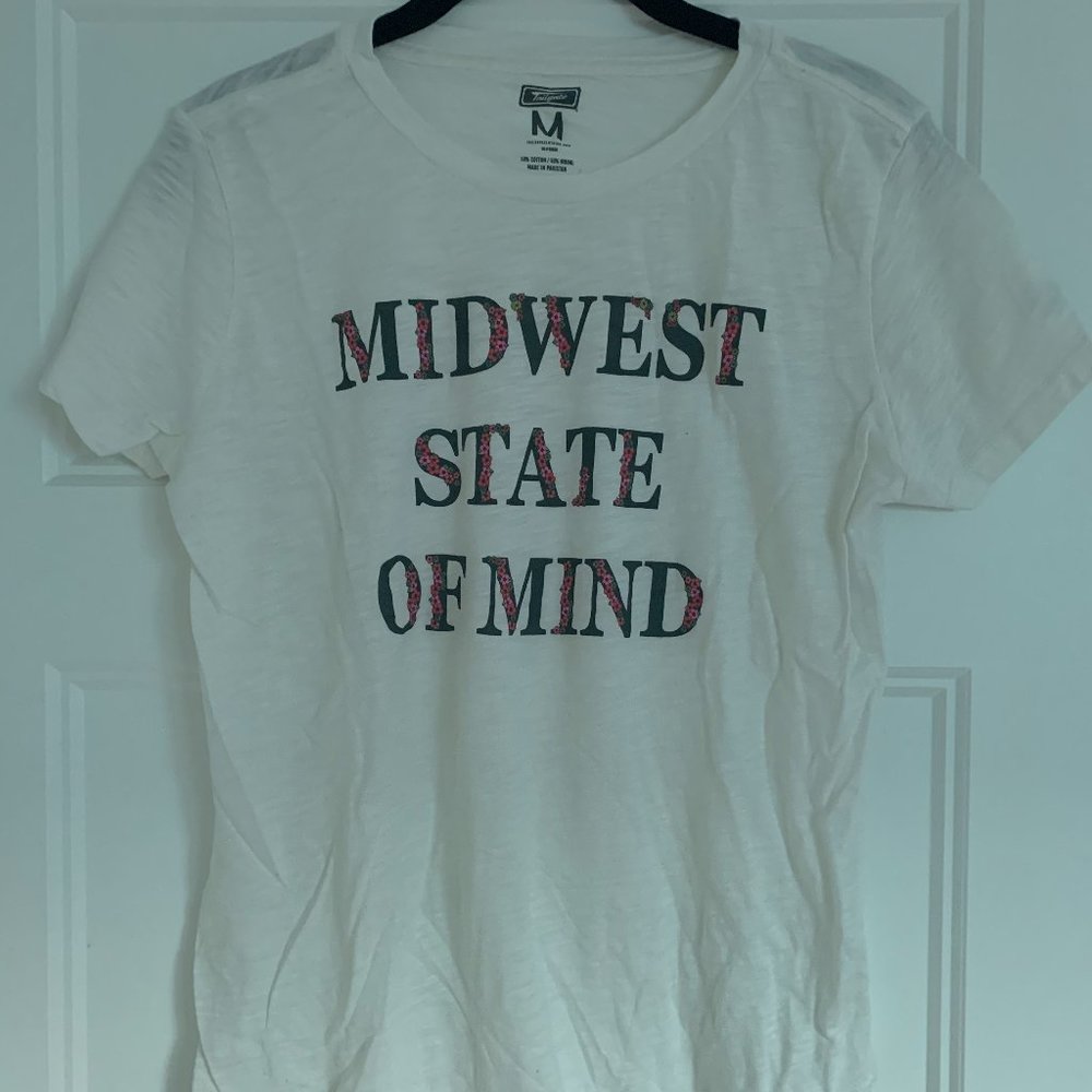 Tailgate 'Midwest State of Mind' shirt - size M